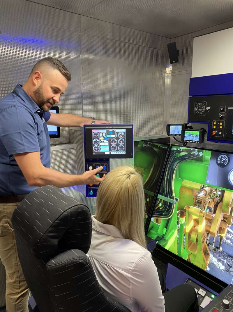 The 09-3D simulator: a hit with Australian customers