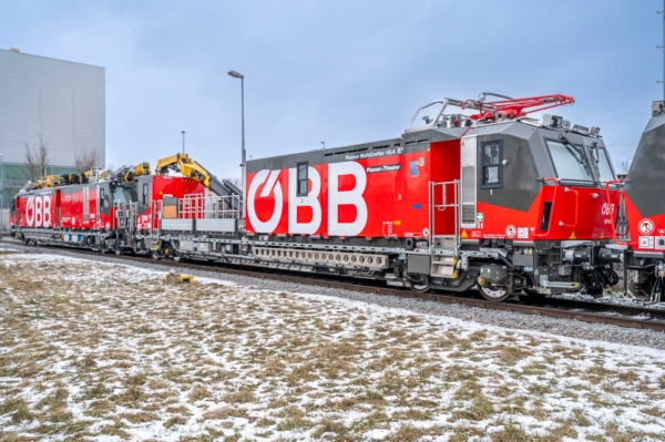 Innovative Technologien für eine nachhaltige Zukunft - Die neuen Hochleistungs-Instandhaltungsfahrzeuge mit umweltfreundlichem Hybridantrieb.